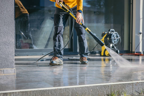 Best Garage Pressure Washing  in USA